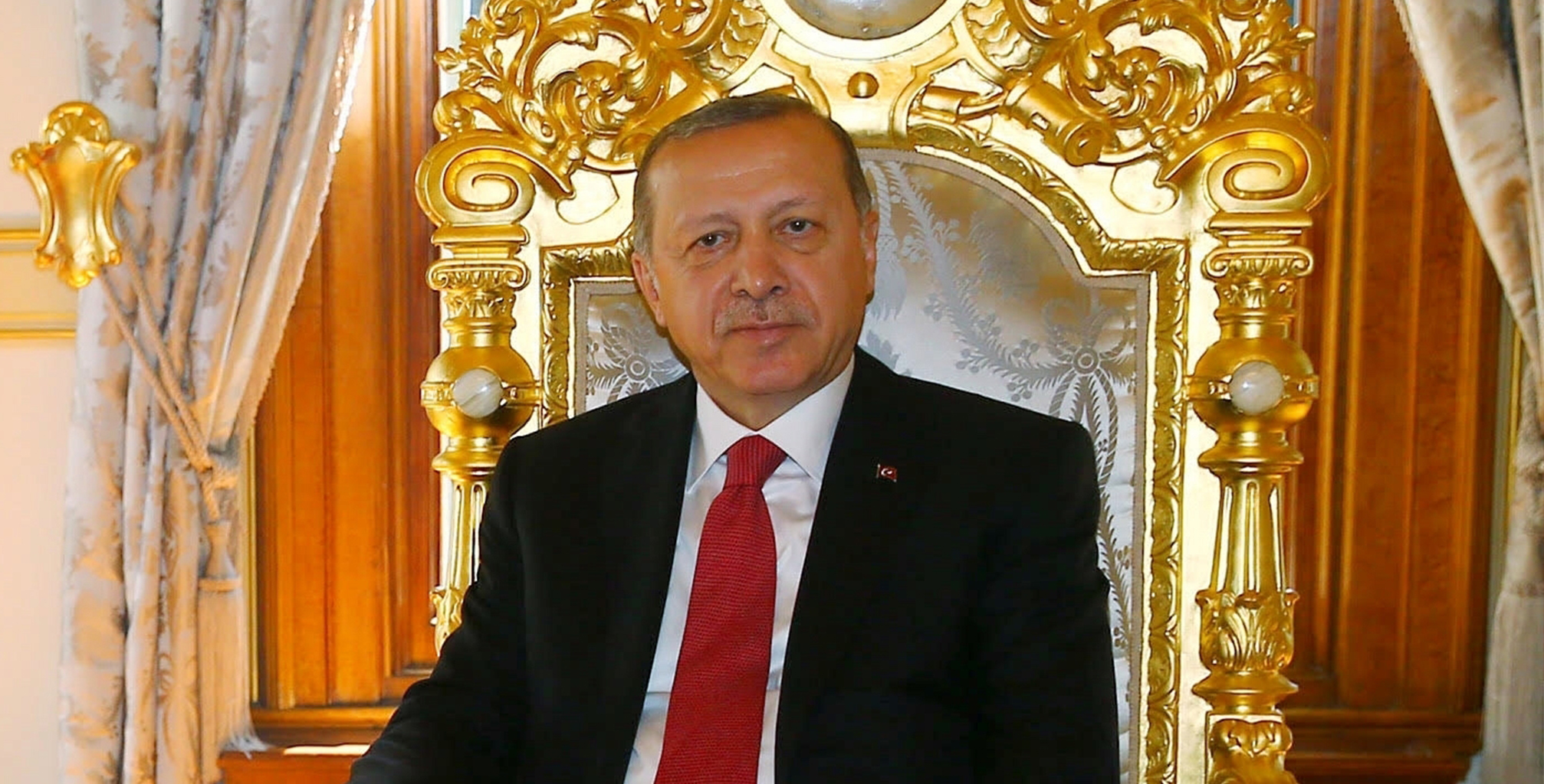 KOMÜNİSTLER DİYOR Kİ | Acıyı bal eyleyin diyen Erdoğan’a yanıtımızdır: Biri yer biri bakar kıyamet ondan kopar!
